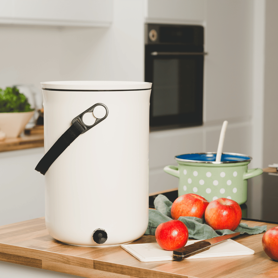 Organko Kitchen Bokashi Compost Bin - 2.5 Gallon Food Waste Recycler