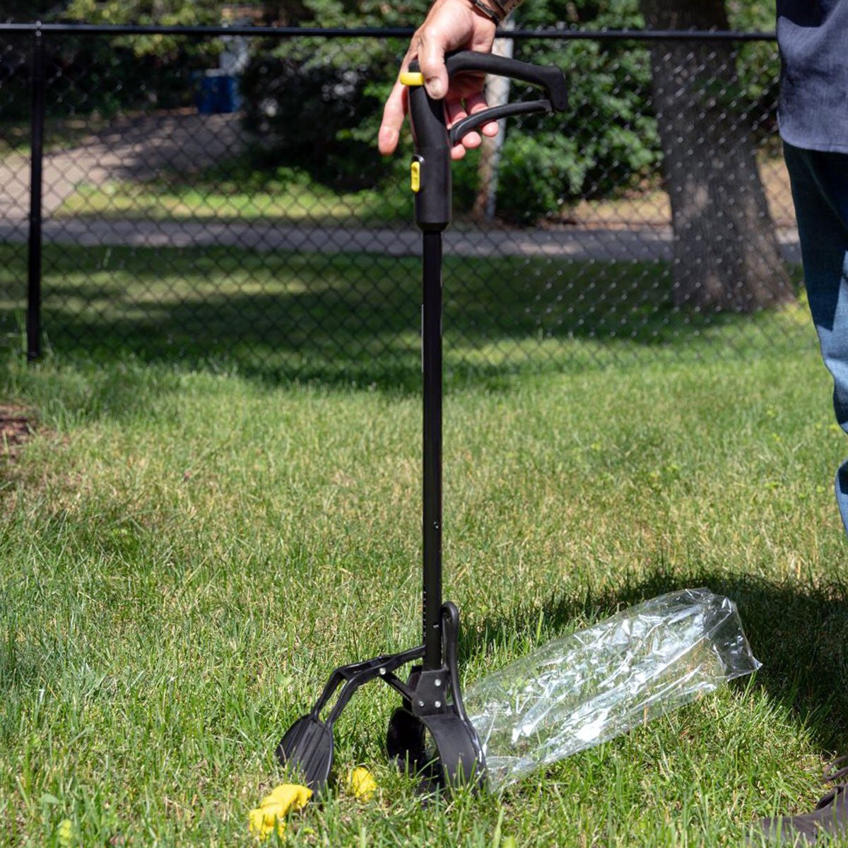 The Walden Simple Scooper - Dog Waste Scoop