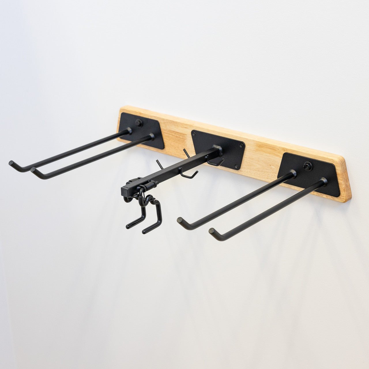 Wall-Mounted Rockbridge Garden Tool Organizer - 2' Storage Hanger